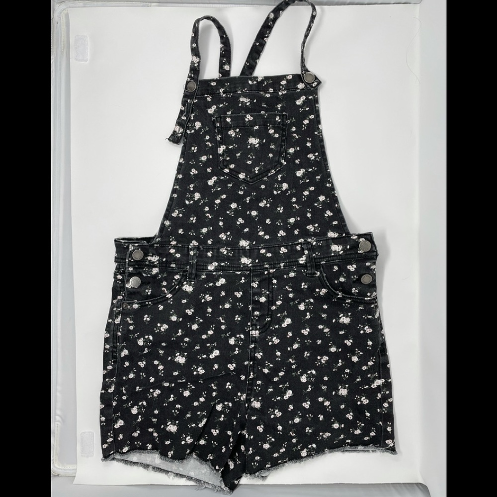 Girls (L) Floral Overalls, Art Class